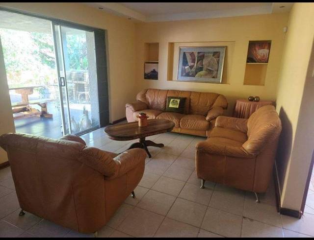 6 BEDROOM PROPERTY TO RENT IN CRAIGIEBURN